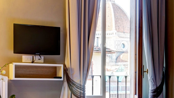 Residence Visacci Florence - Room Blue - Deluxe room with balcony